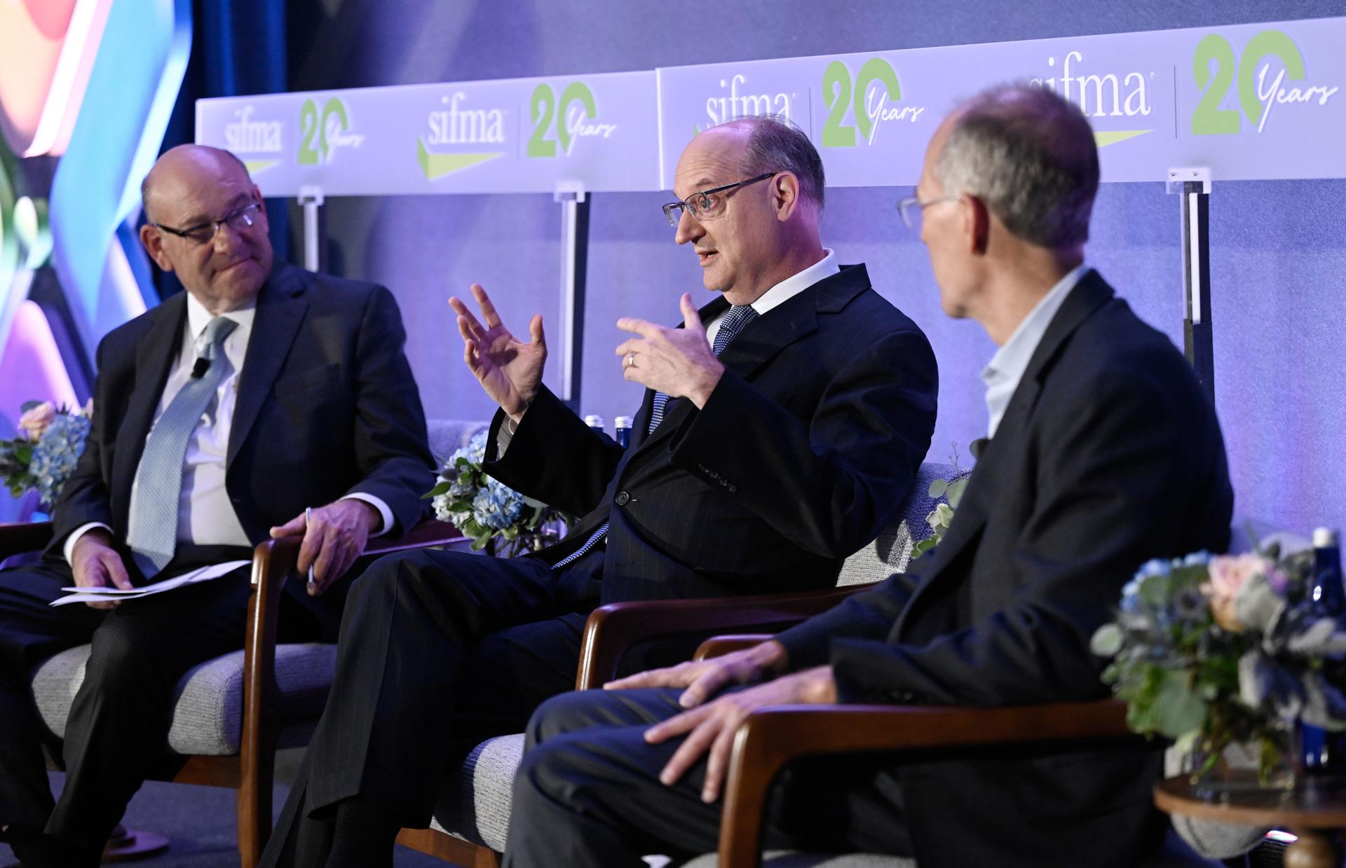 Economist Panel - Steve Liesman, Scott Anderson, Mark Zandi - SIFMA Annual Meeting 2026